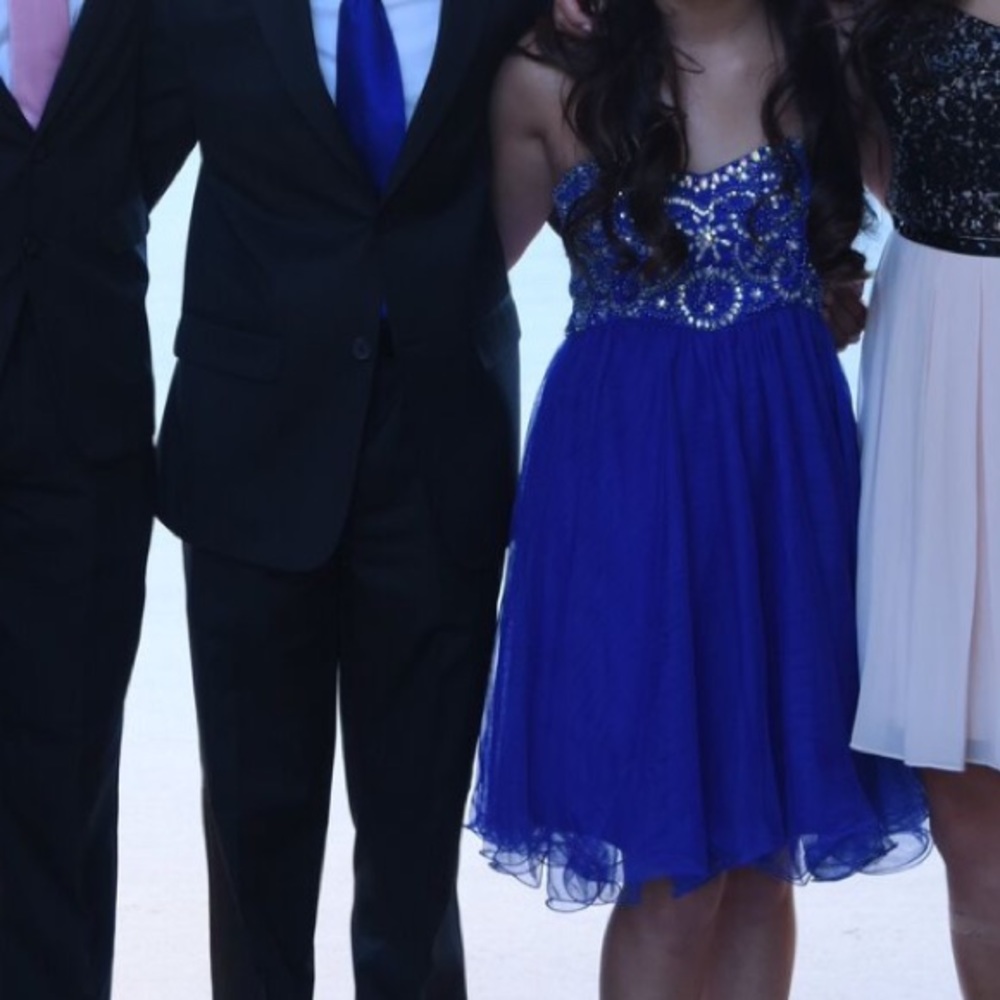 Group USA blue prom dress